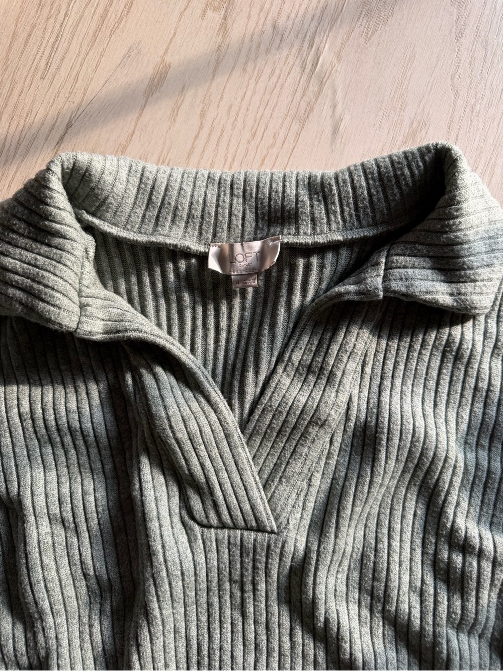 NWOT Loft Ribbed Pullover - Picture 3 of 4